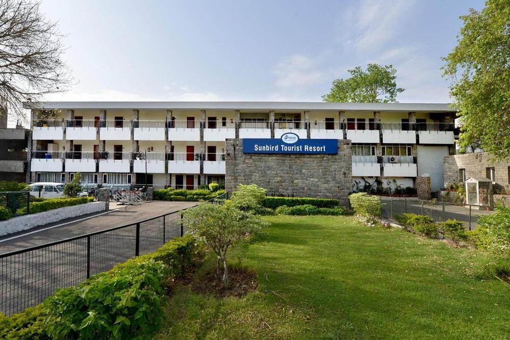 Sunbird Tourist Resort Faridabad Exterior photo